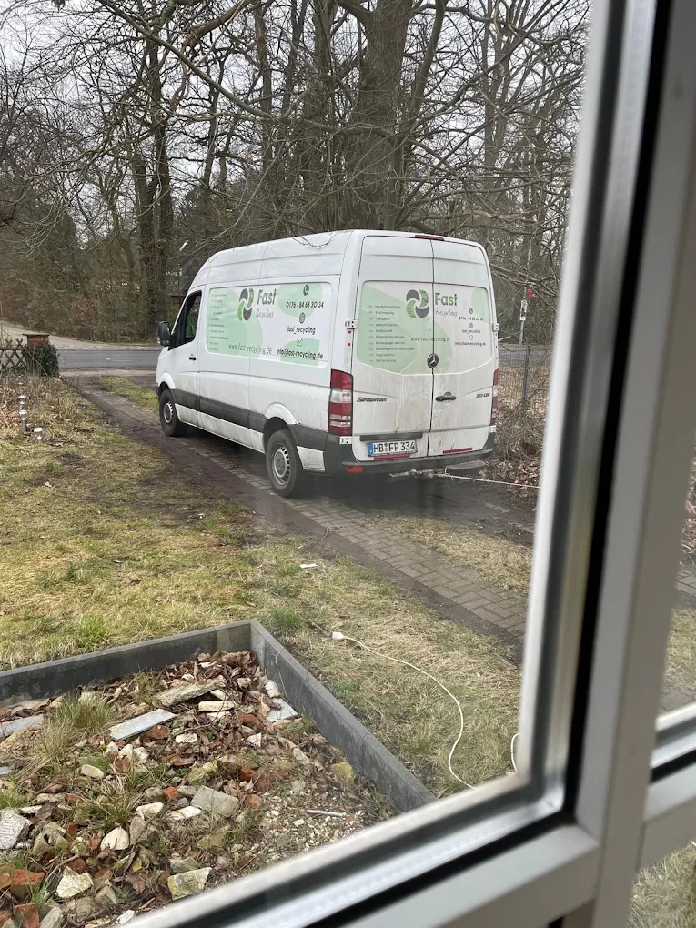 Transporter von Fast Recycling bei einem Einsatz vor Ort